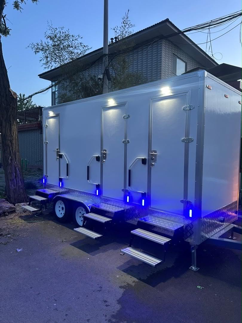 Remorque sanitaire de luxe Prestige Sanitaire de nuit avec éclairage LED bleu